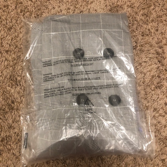 The Boss Lady Oxford Plaid Jacket - Picture 4 of 6